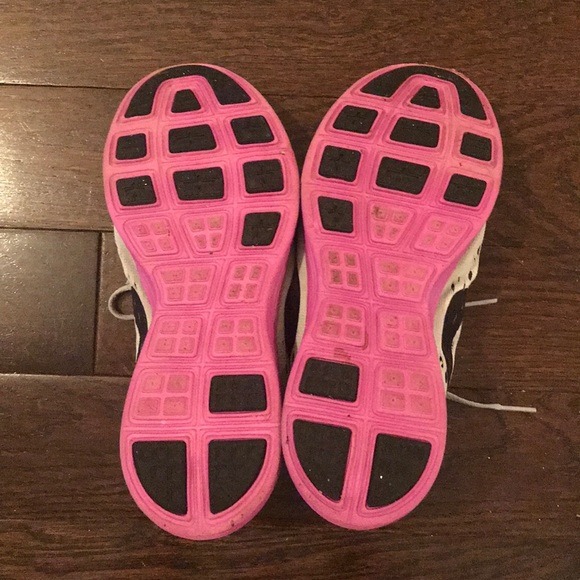 Gray Nike Lunartempo Sneakers - Picture 3 of 4